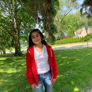 Meet your Posher, Itzel